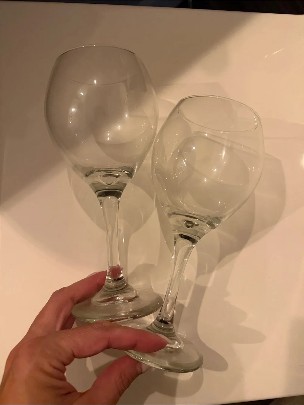 Vintage Clear Stemmed Wine Glasses - Set of 2